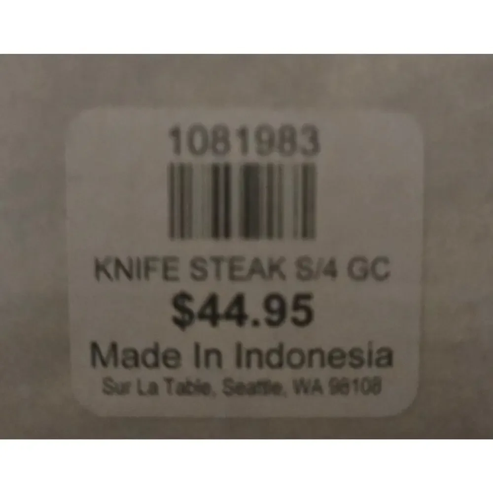 Fortessa Grand City Steak Knives, Set of 4. Retail Price 44.95 USD